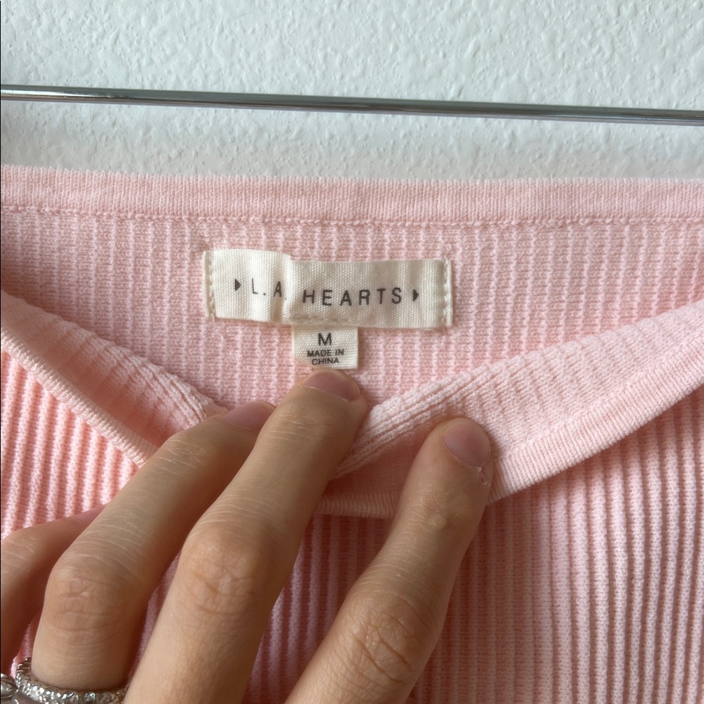 La Hearts Soft Pink Ribbed Crop Top - Picture 2 of 4